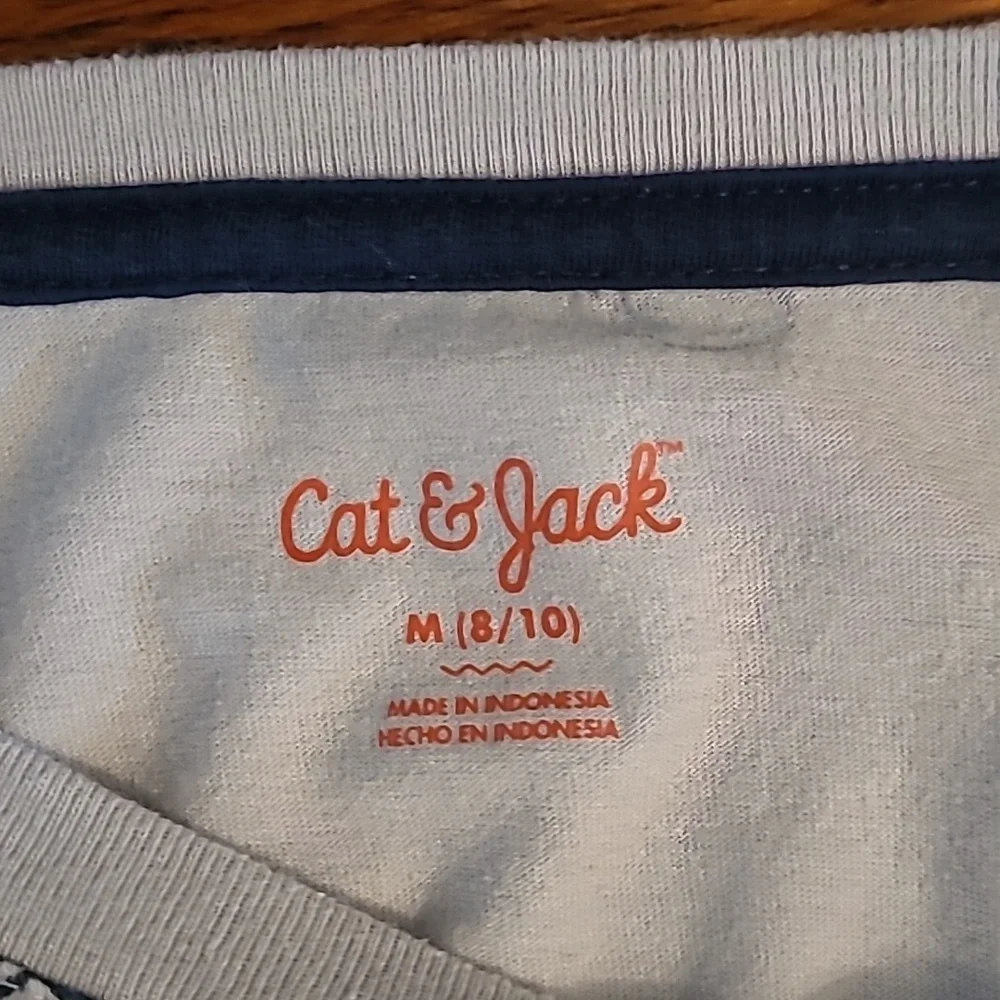 💥3for$12💥 Cat & Jack boy's long-sleeved dinosaur Tshirt size Medium (8-10)